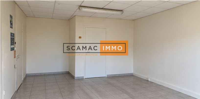 local d'activités de 283m², Morainvilliers (Yvelines)