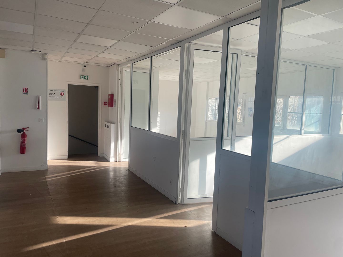 local d'activités de 1&nbsp;400m², Aubervilliers (Seine-Saint-Denis)