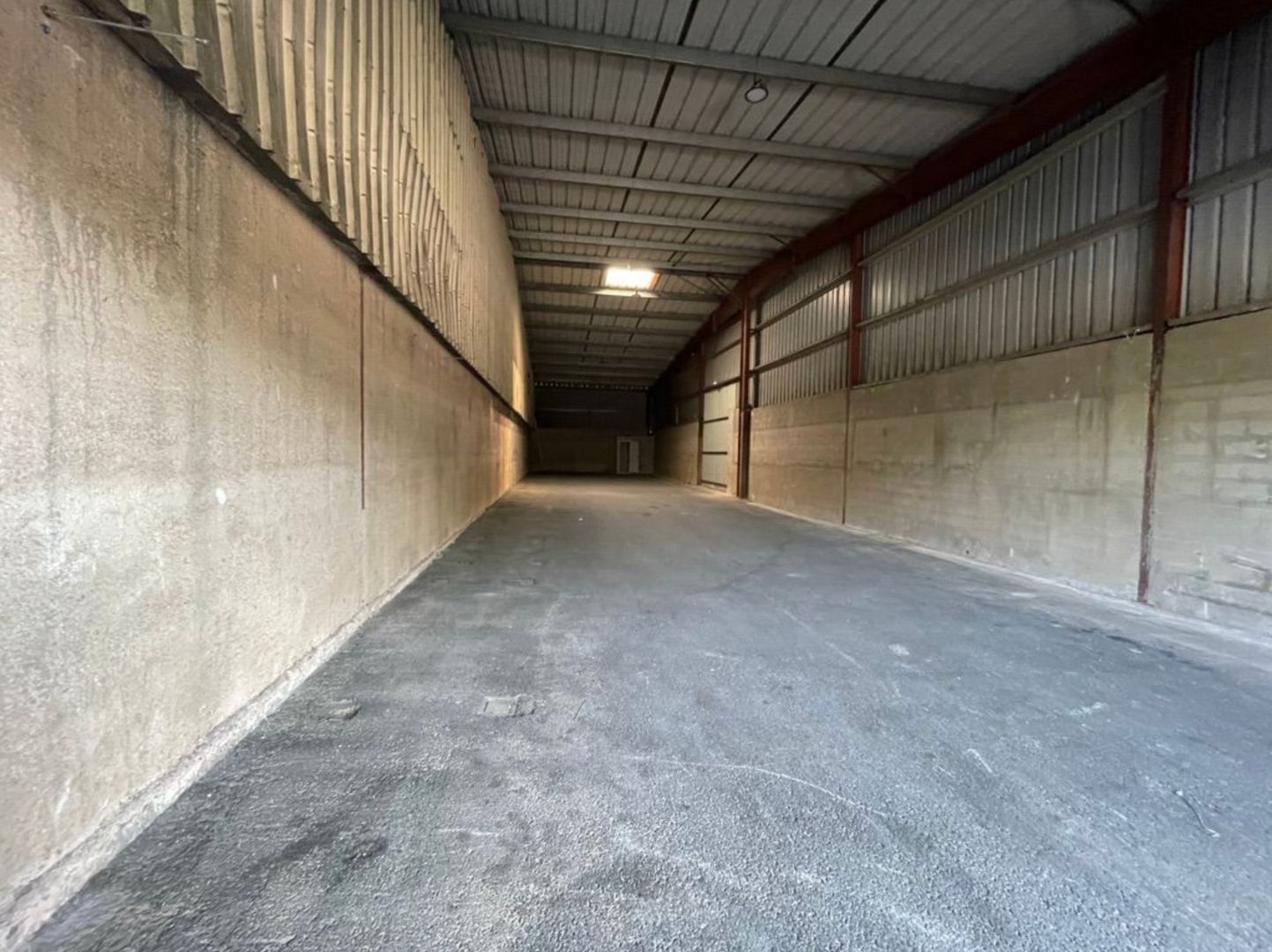 entrepôt de 300m², Le Muy (Var)