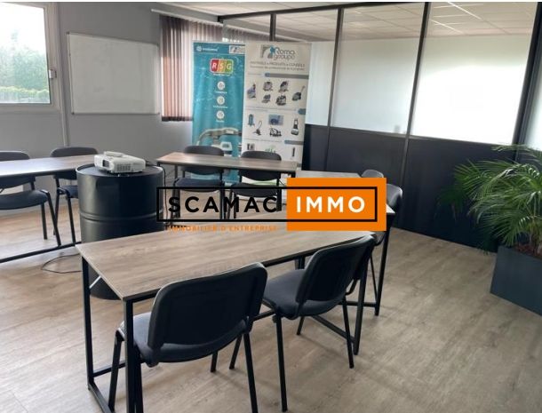 local d'activités de 777m², Bezons (Val-d'Oise)