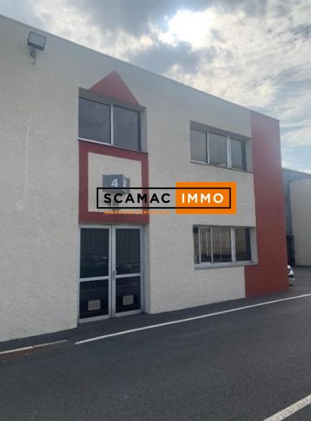 local d'activités de 749m², Bezons (Val-d'Oise)