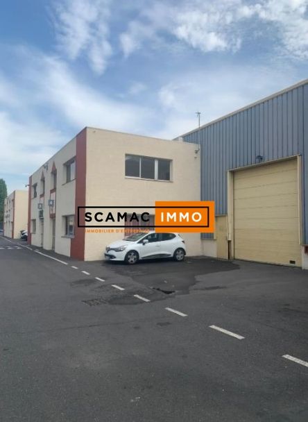 local d'activités de 777m², Bezons (Val-d'Oise)