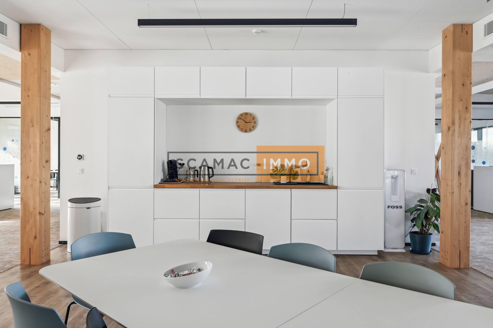 local commercial de 262m², Nanterre (Hauts-de-Seine)