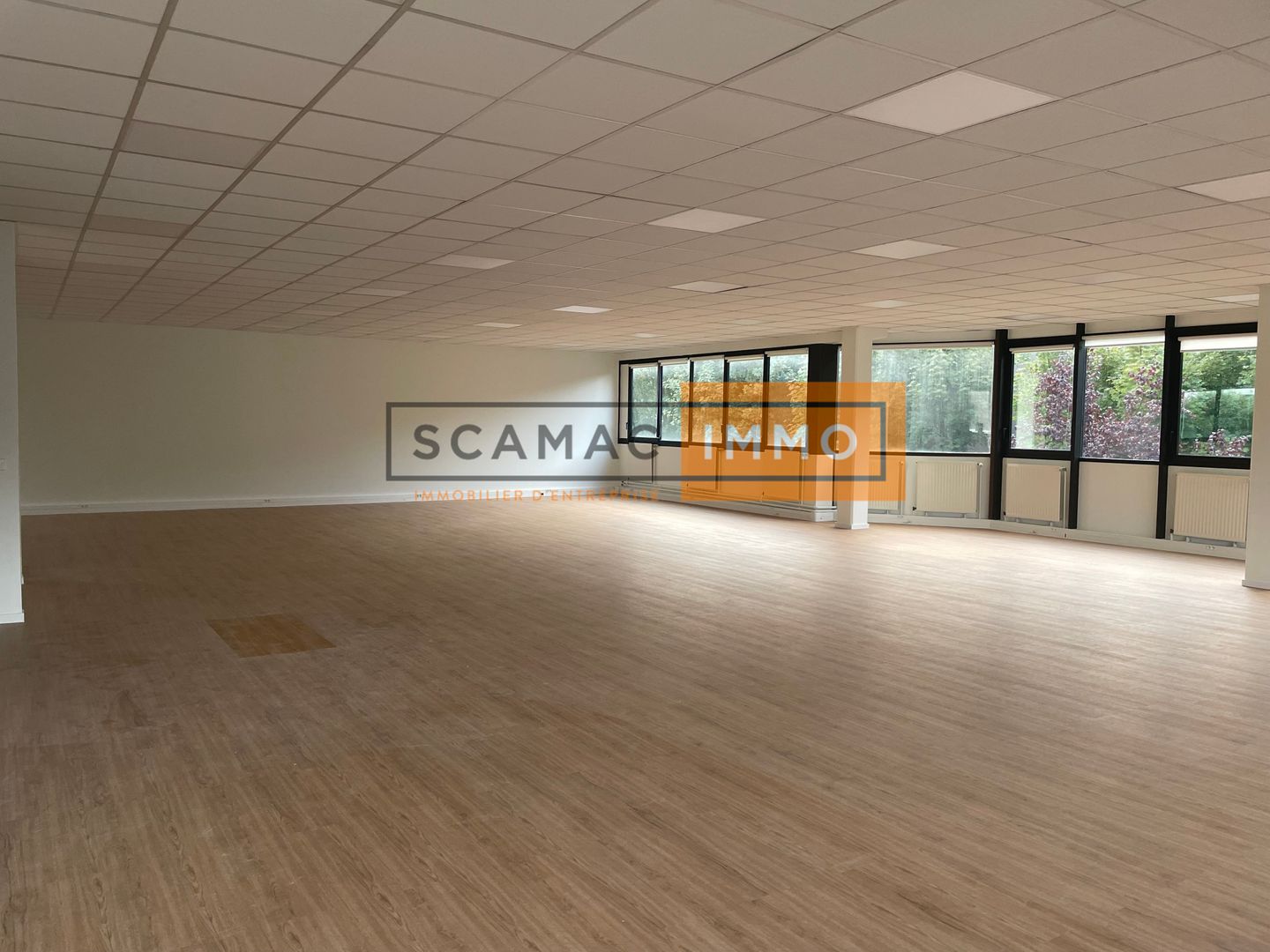 local d'activités de 601m², Nanterre (Hauts-de-Seine)