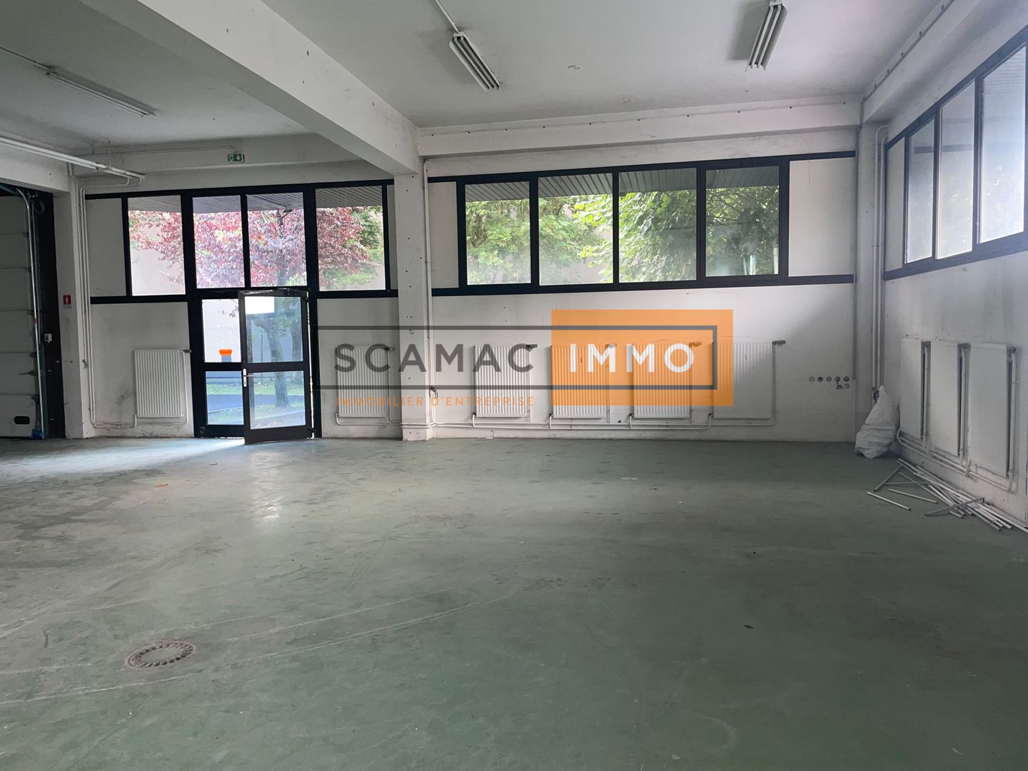 local d'activités de 601m², Nanterre (Hauts-de-Seine)