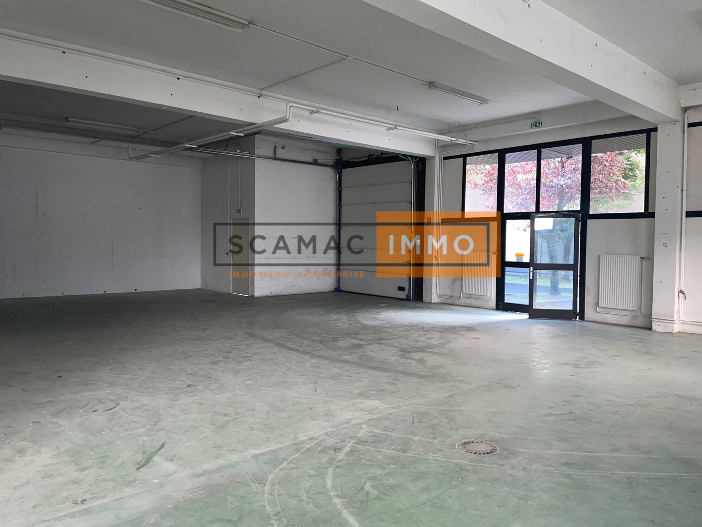 local d'activités de 601m², Nanterre (Hauts-de-Seine)