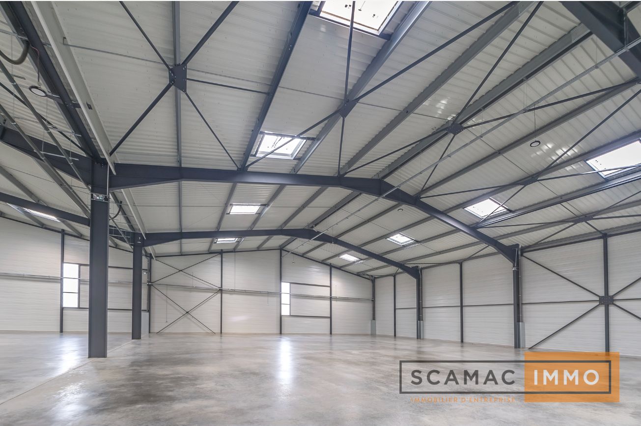 local d'activités de 4 151m², Limeil-Brévannes (Val-de-Marne)
