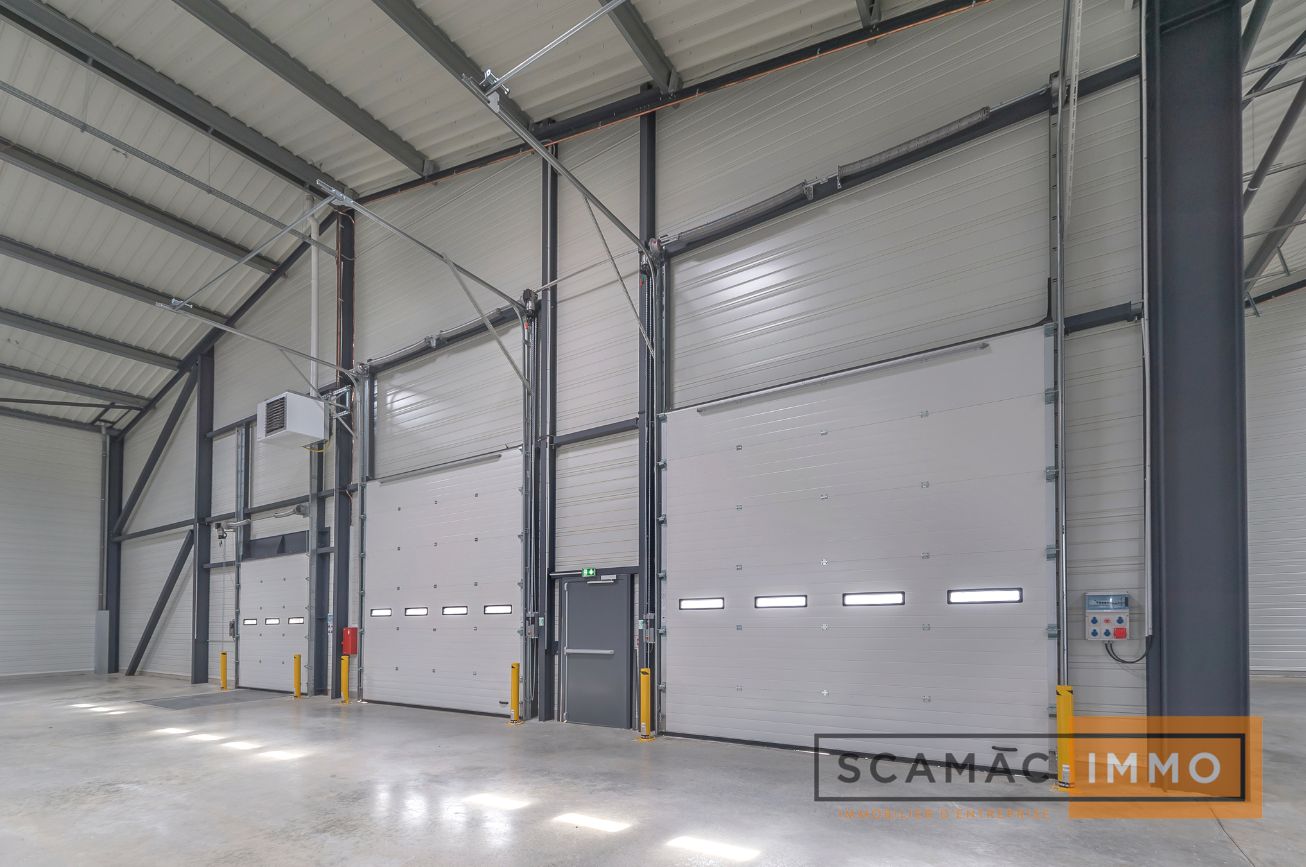 local d'activités de 4 151m², Limeil-Brévannes (Val-de-Marne)