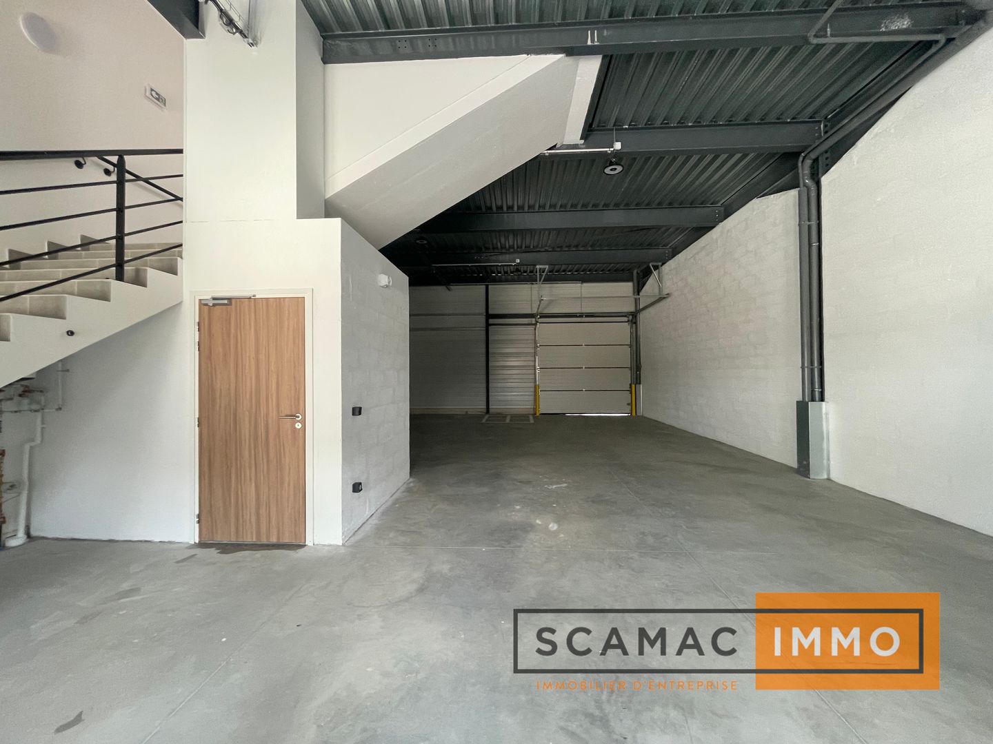 local d'activités de 342m², Fresnes (Val-de-Marne)