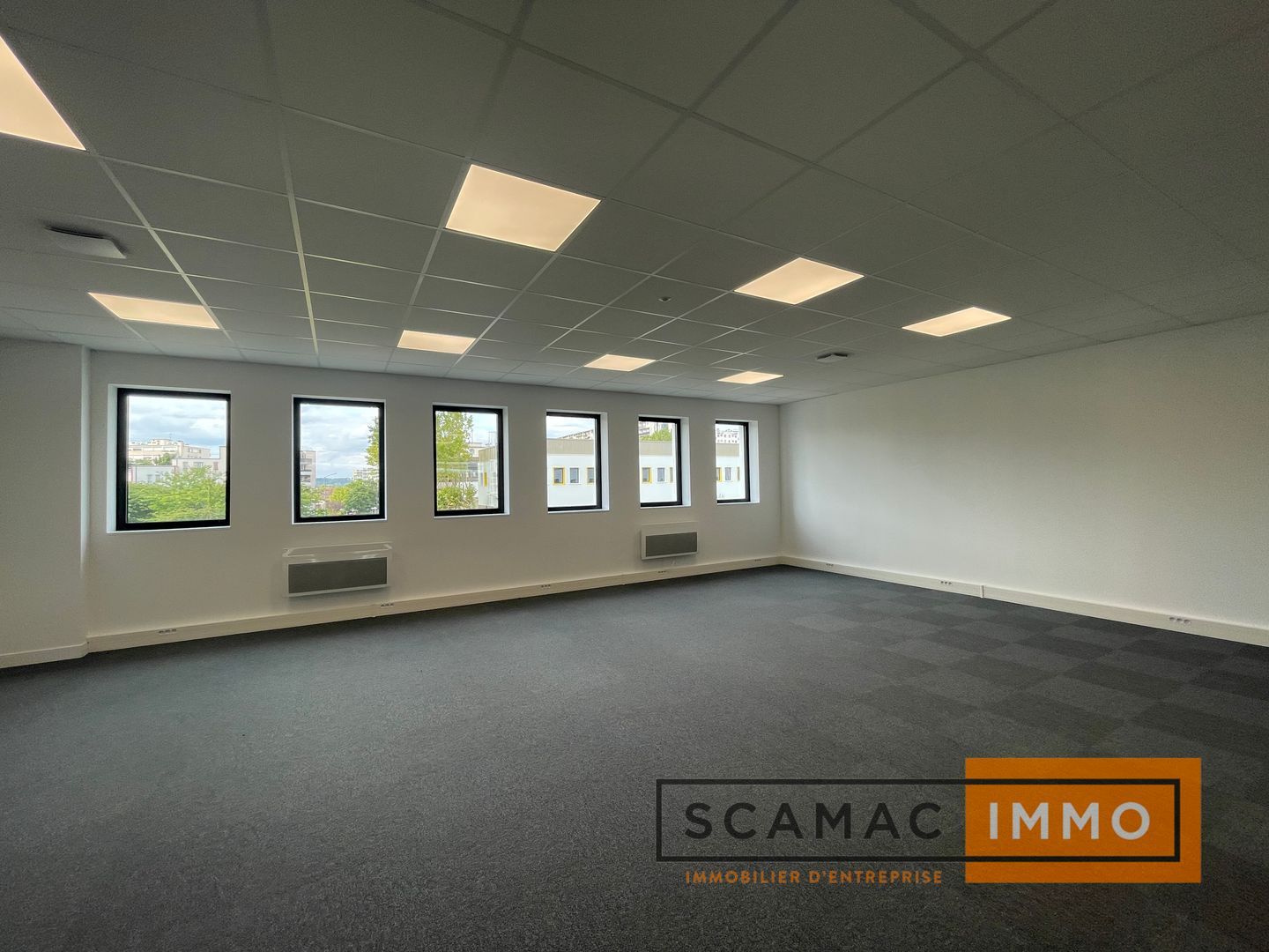 local d'activités de 342m², Fresnes (Val-de-Marne)