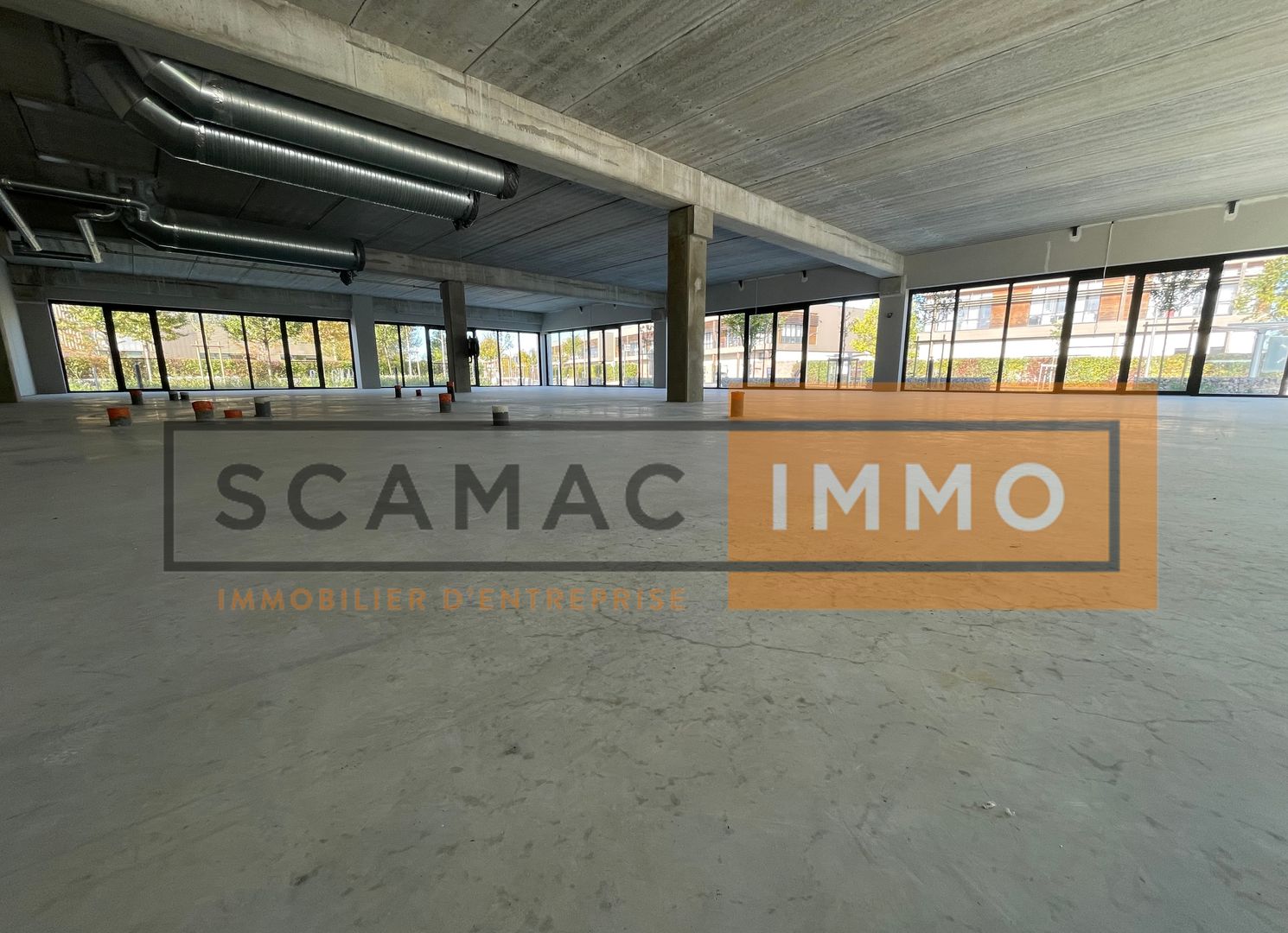 local commercial de 407m², Collégien (Seine-et-Marne)