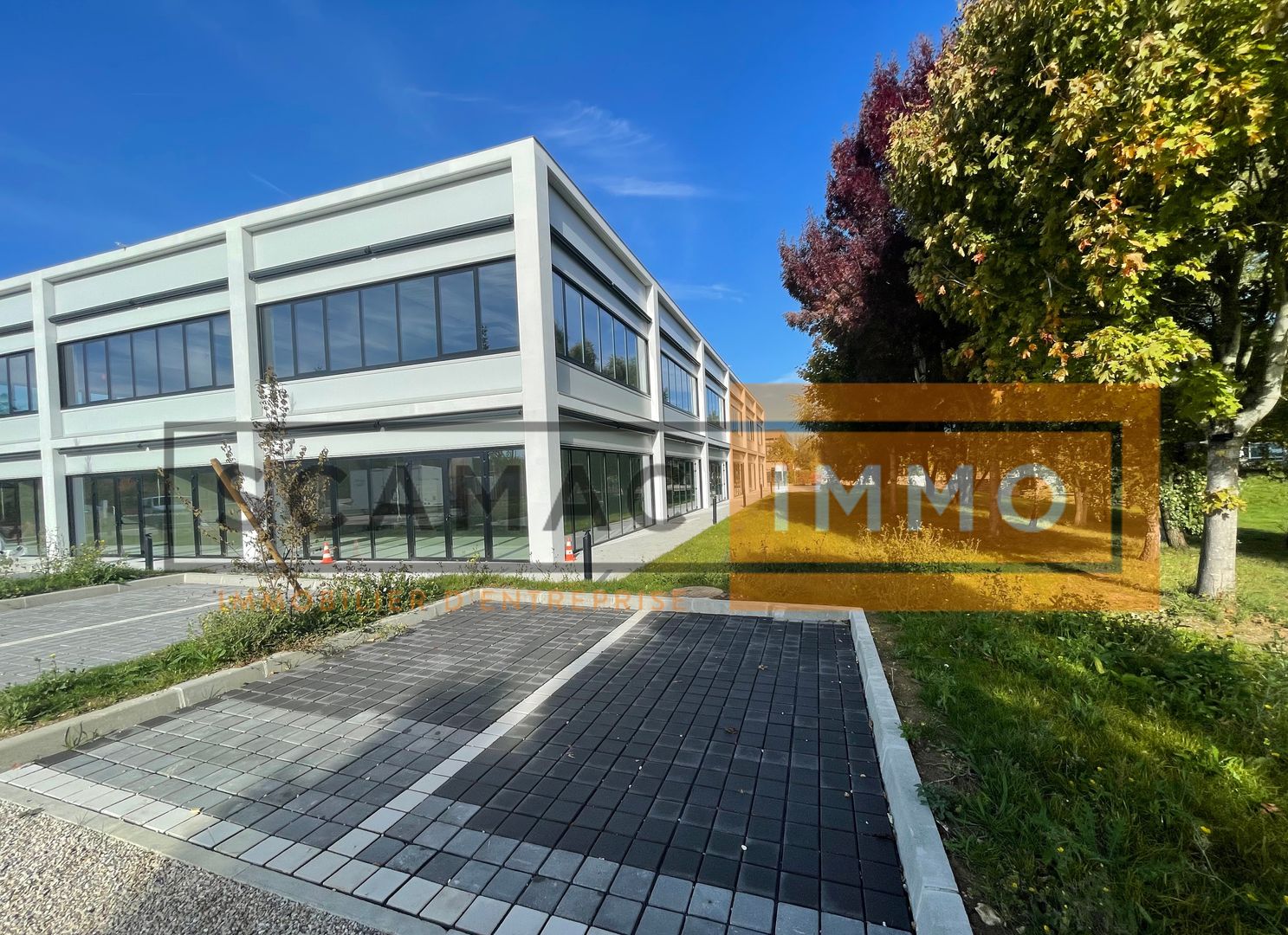 local commercial de 116m², Collégien (Seine-et-Marne)