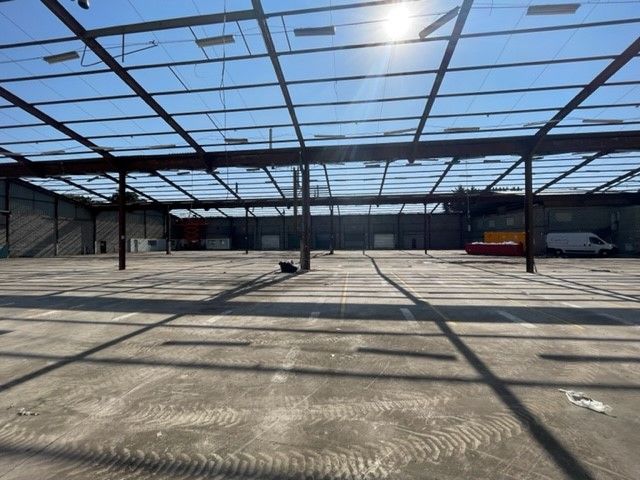 entrepôt de 5 524m², Le Mesnil-Amelot (Seine-et-Marne)