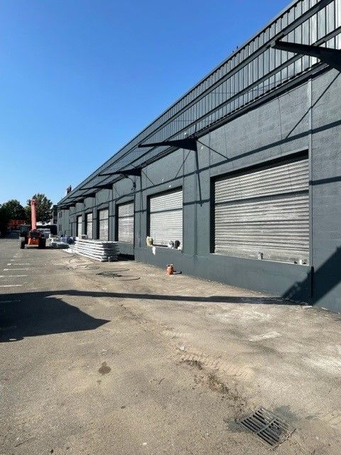 entrepôt de 5 524m², Le Mesnil-Amelot (Seine-et-Marne)