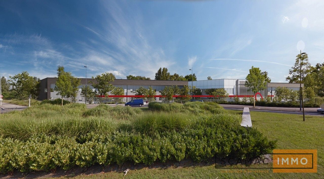 entrepôt de 7 900m², Sucy-en-Brie (Val-de-Marne)