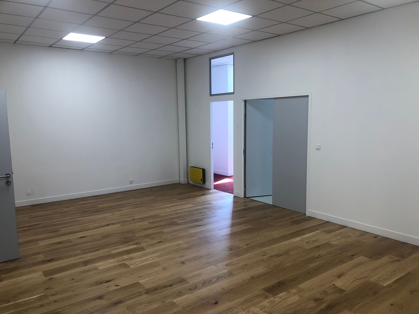 locaux mixtes de 628m², Villebon-sur-Yvette (Essonne)