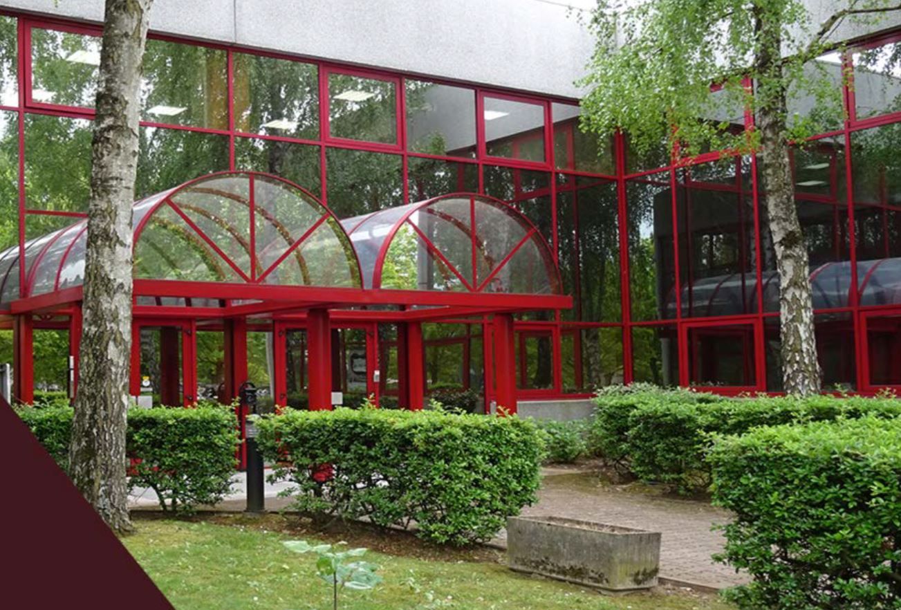 locaux mixtes de 628m², Villebon-sur-Yvette (Essonne)