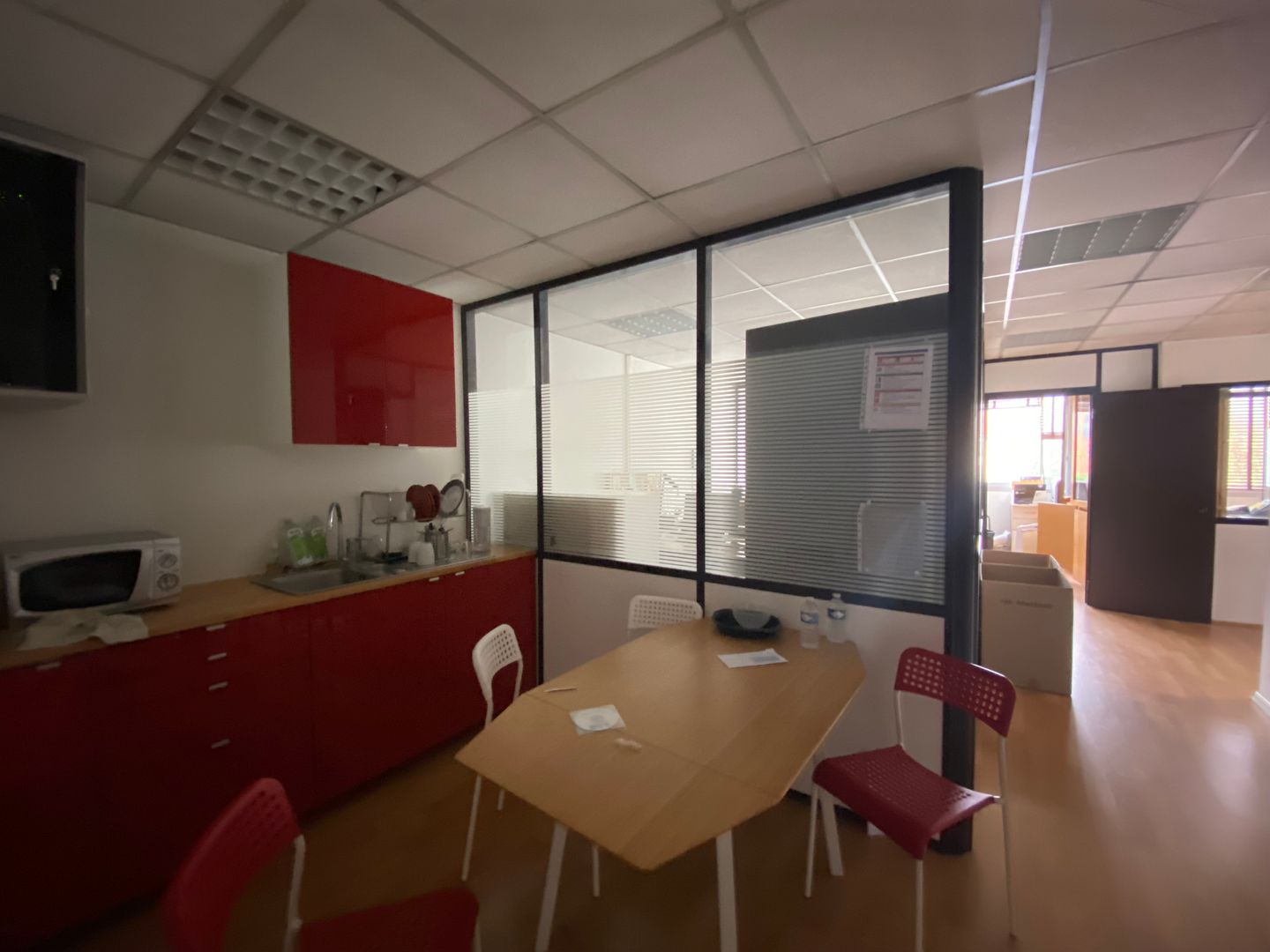 local d'activités de 439m², Ivry-sur-Seine (Val-de-Marne)
