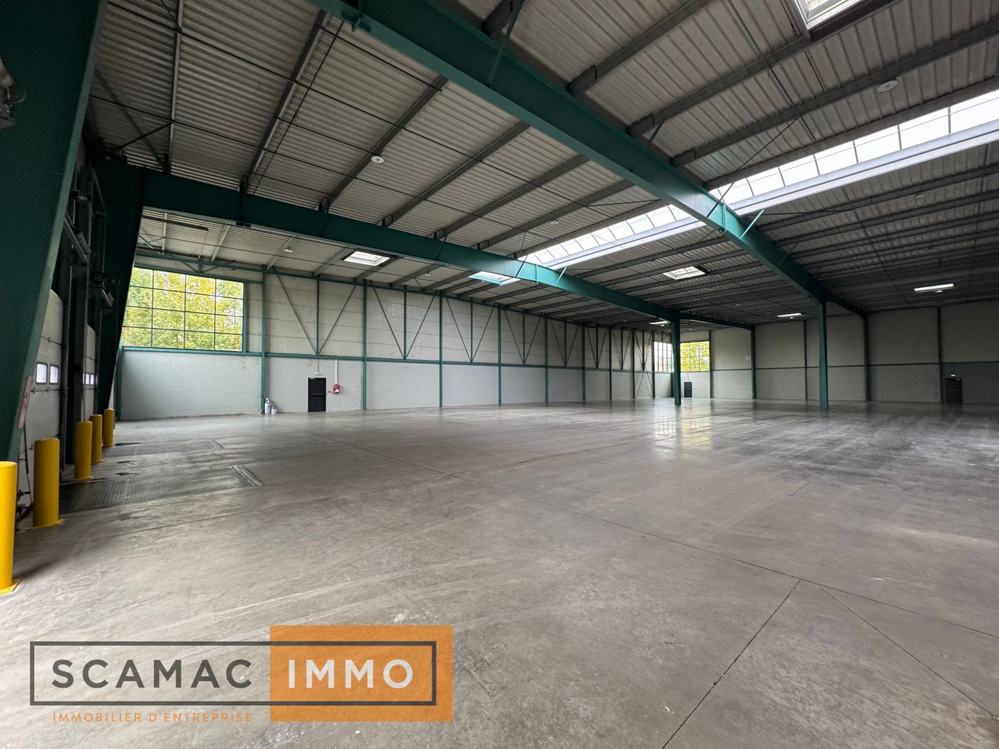 entrepôt de 6 409m², Moissy-Cramayel (Seine-et-Marne)