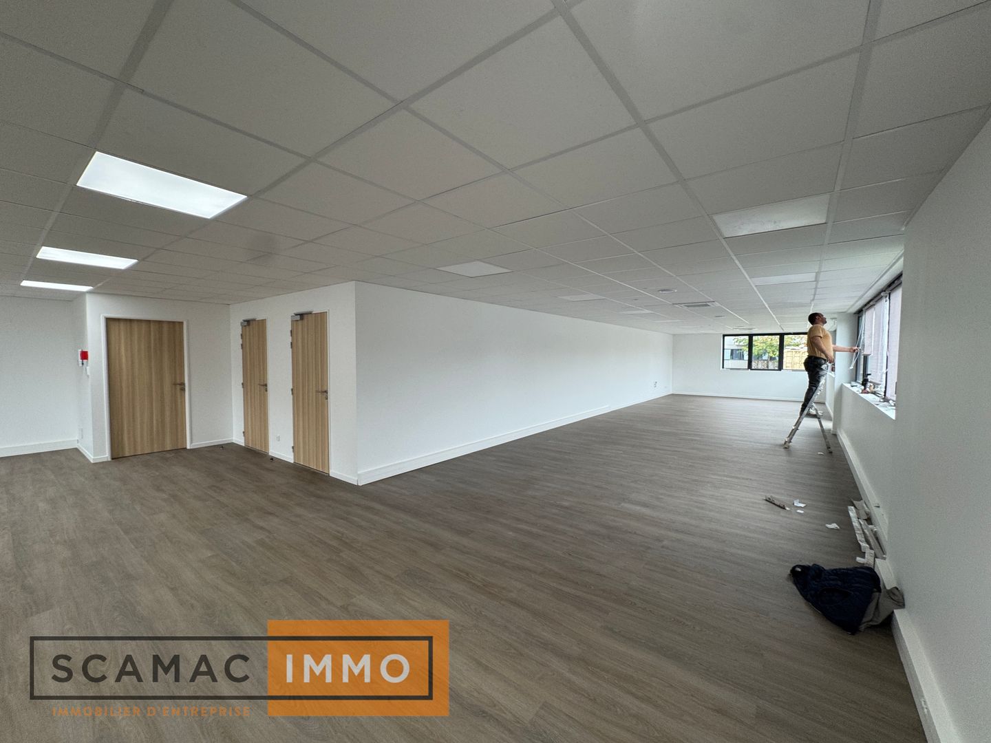 entrepôt de 6 409m², Moissy-Cramayel (Seine-et-Marne)