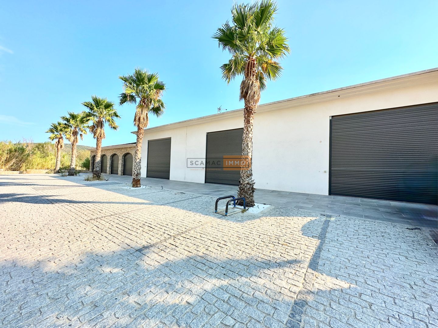 local commercial de 361m², Sainte-Maxime (Var)