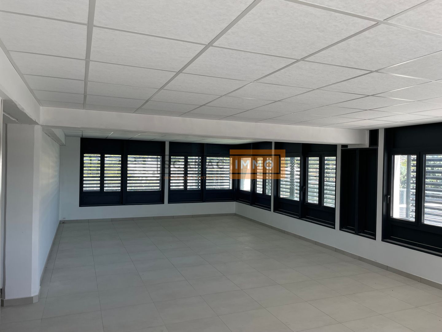 bureau de 333m², La Farlède (Var)