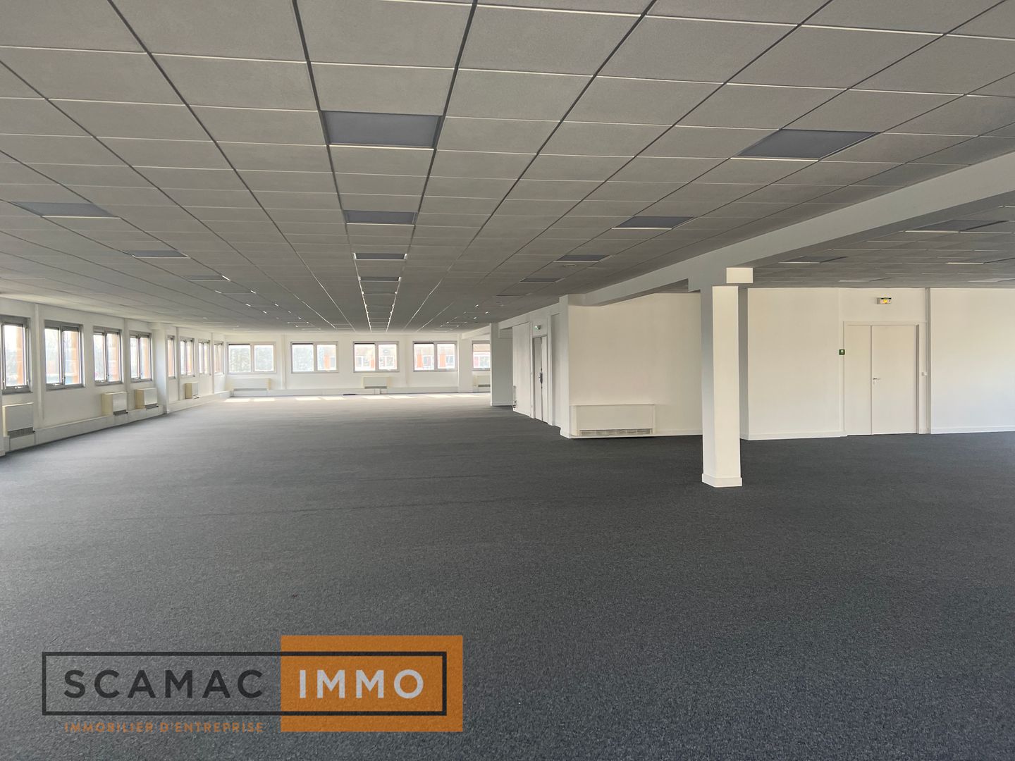 bureau de 1&nbsp;500m², Ris-Orangis (Essonne)