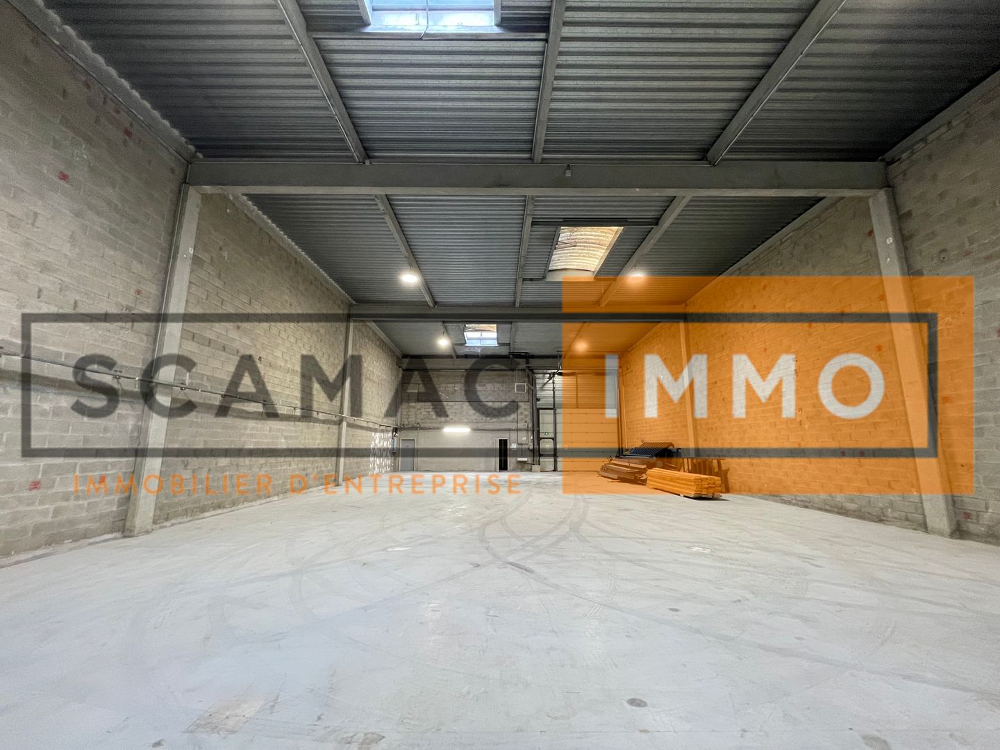 entrepôt de 1 088m², Boissy-Saint-Léger (Val-de-Marne)