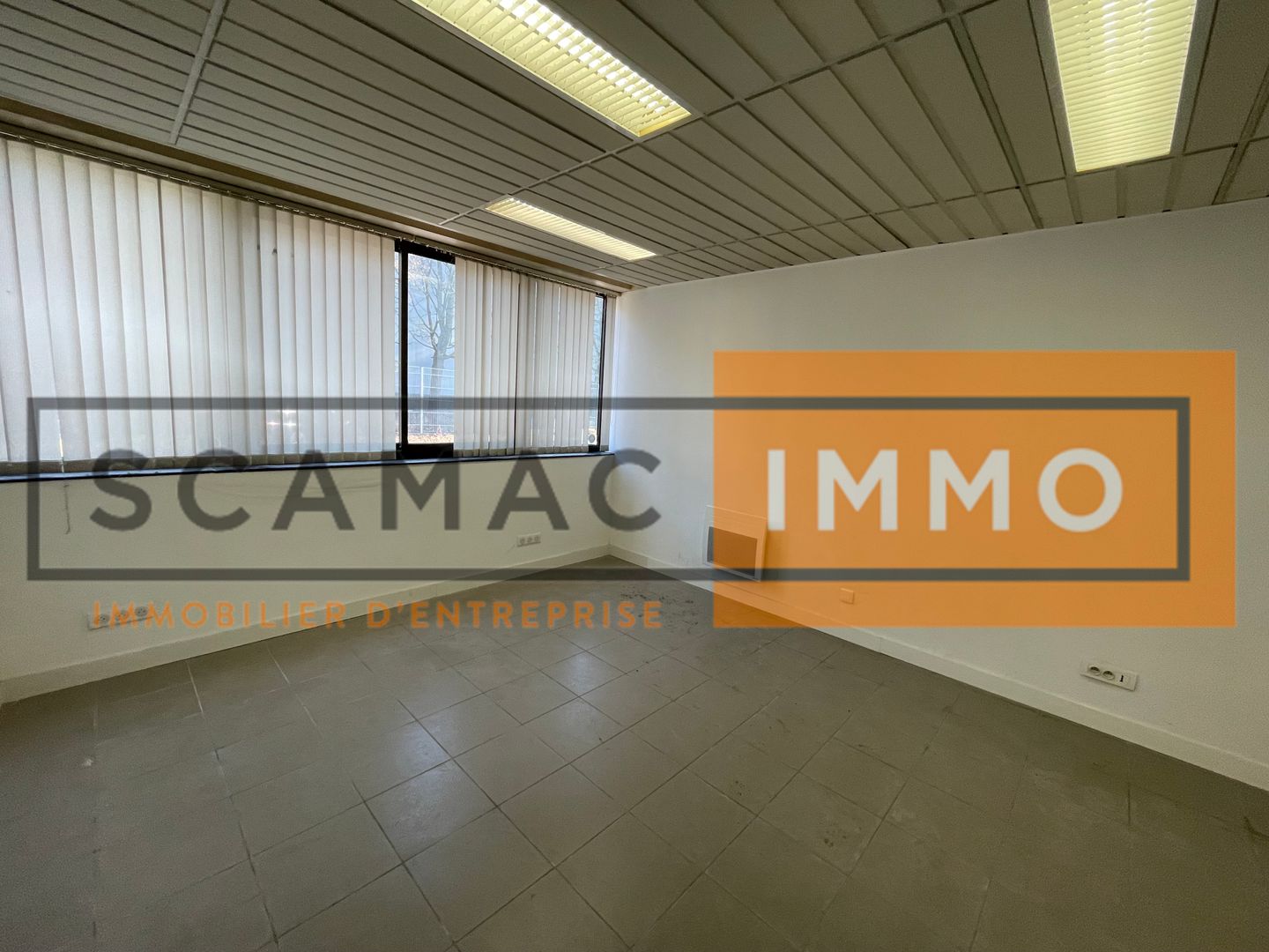 entrepôt de 1 631m², Boissy-Saint-Léger (Val-de-Marne)