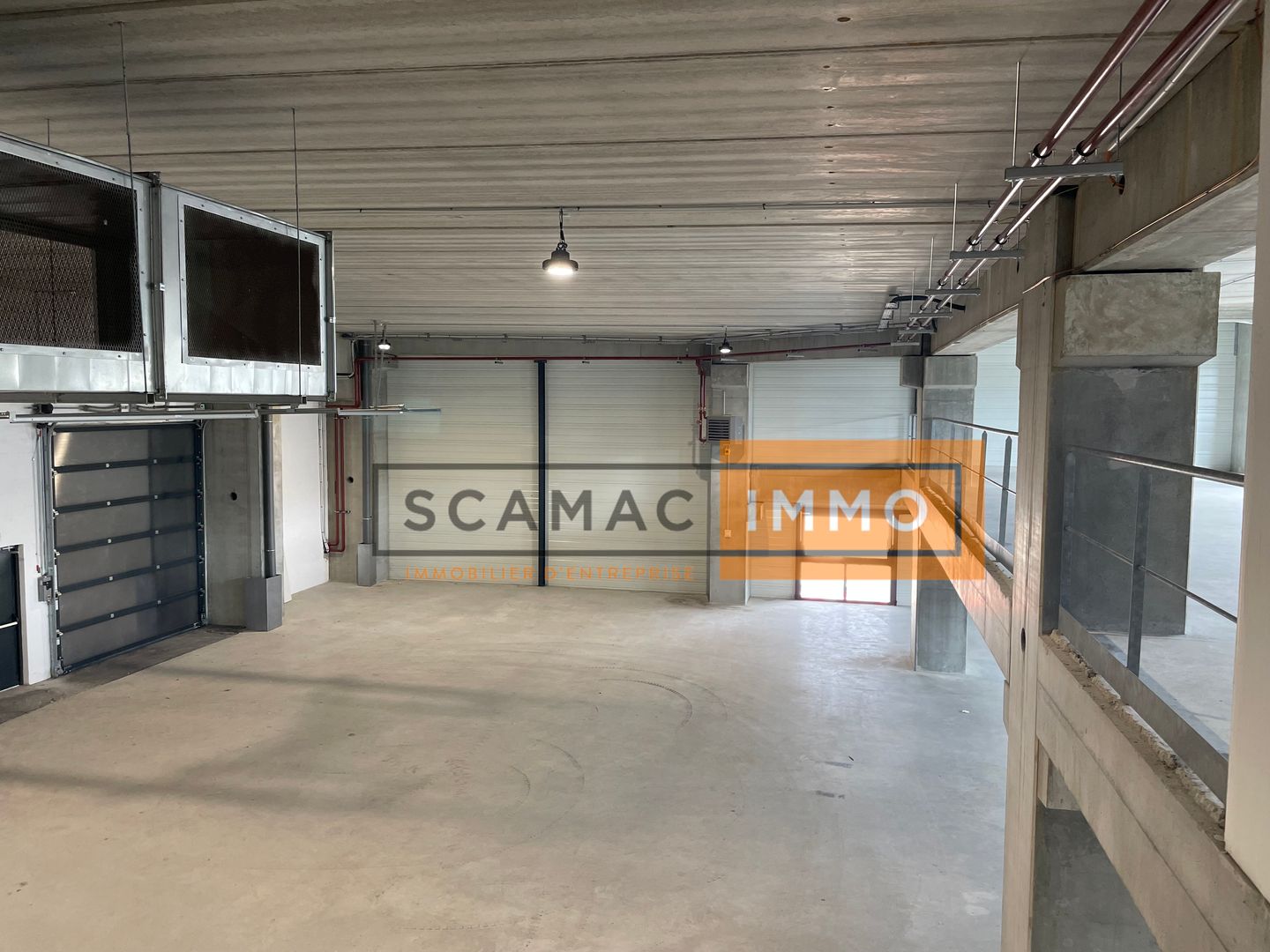 local d'activités de 1 757m², Colombes (Hauts-de-Seine)
