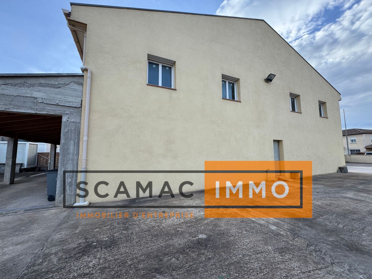 bureau de 360m², Rognac (Bouches-du-Rhône)