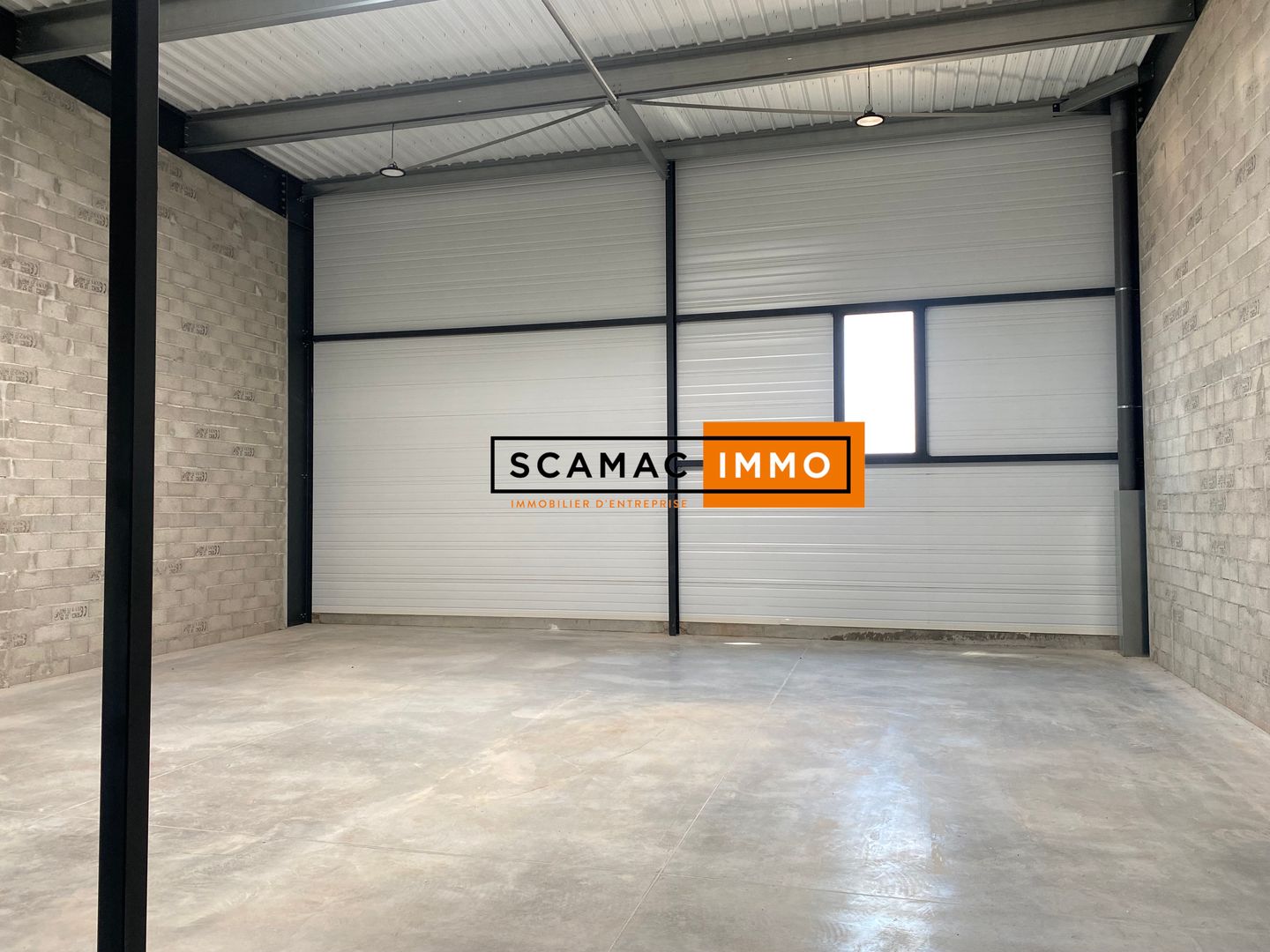 entrepôt de 308m², Brignoles (Var)