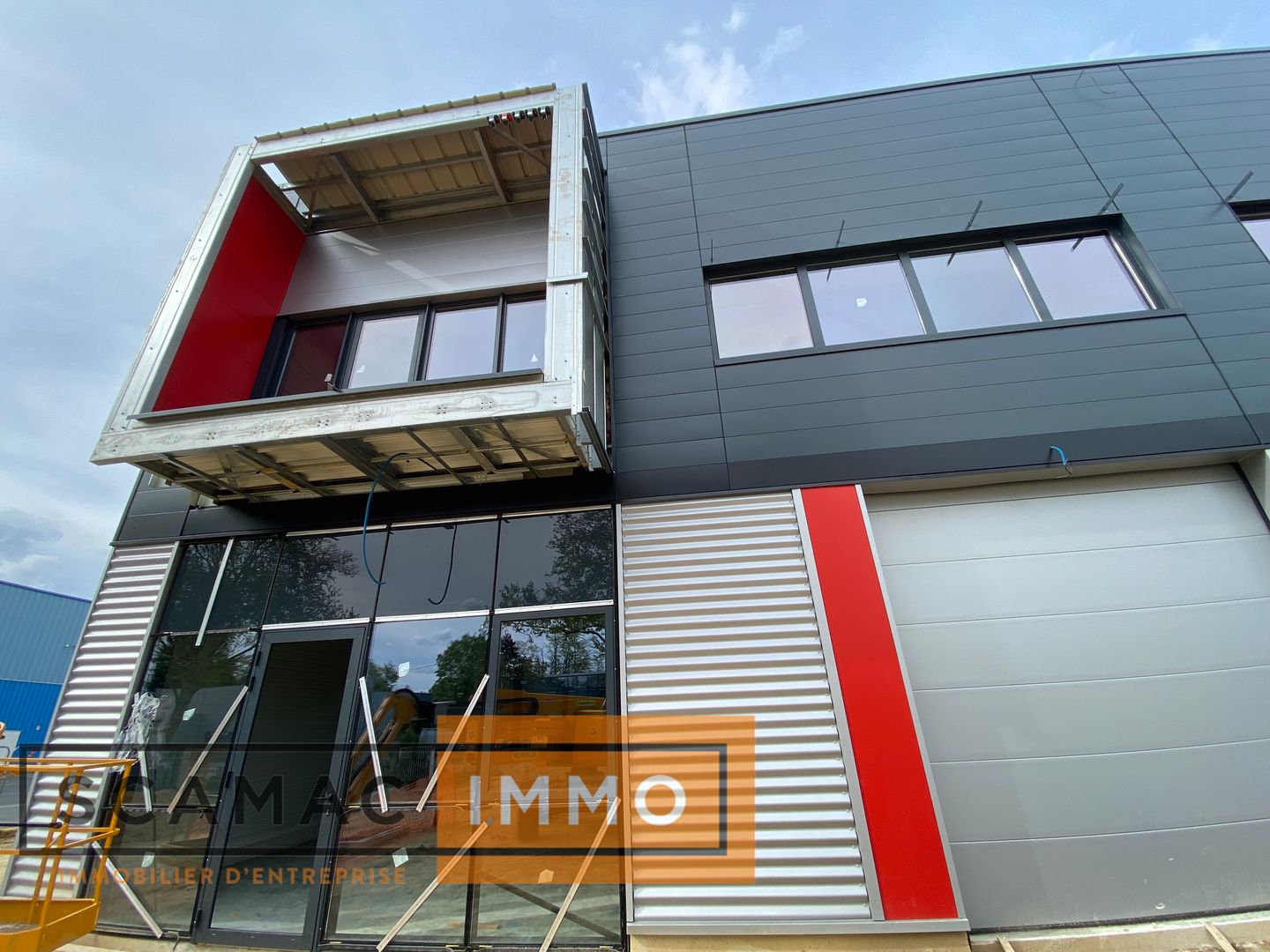 local d'activités de 1 134m², Bondoufle (Essonne)