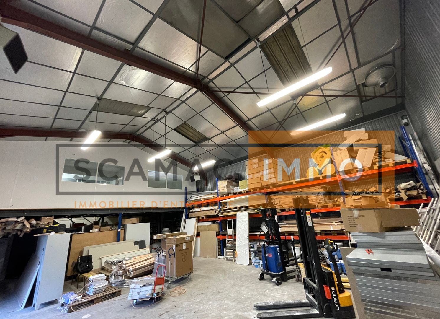 local d'activités de 300m², Neuilly-Plaisance (Seine-Saint-Denis)