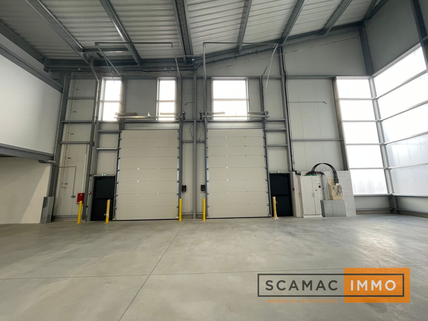 entrepôt de 1 832m², Limeil-Brévannes (Val-de-Marne)