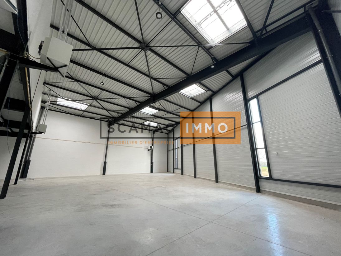 local d'activités de 2&nbsp;332m², Bailly-Romainvilliers (Seine-et-Marne)