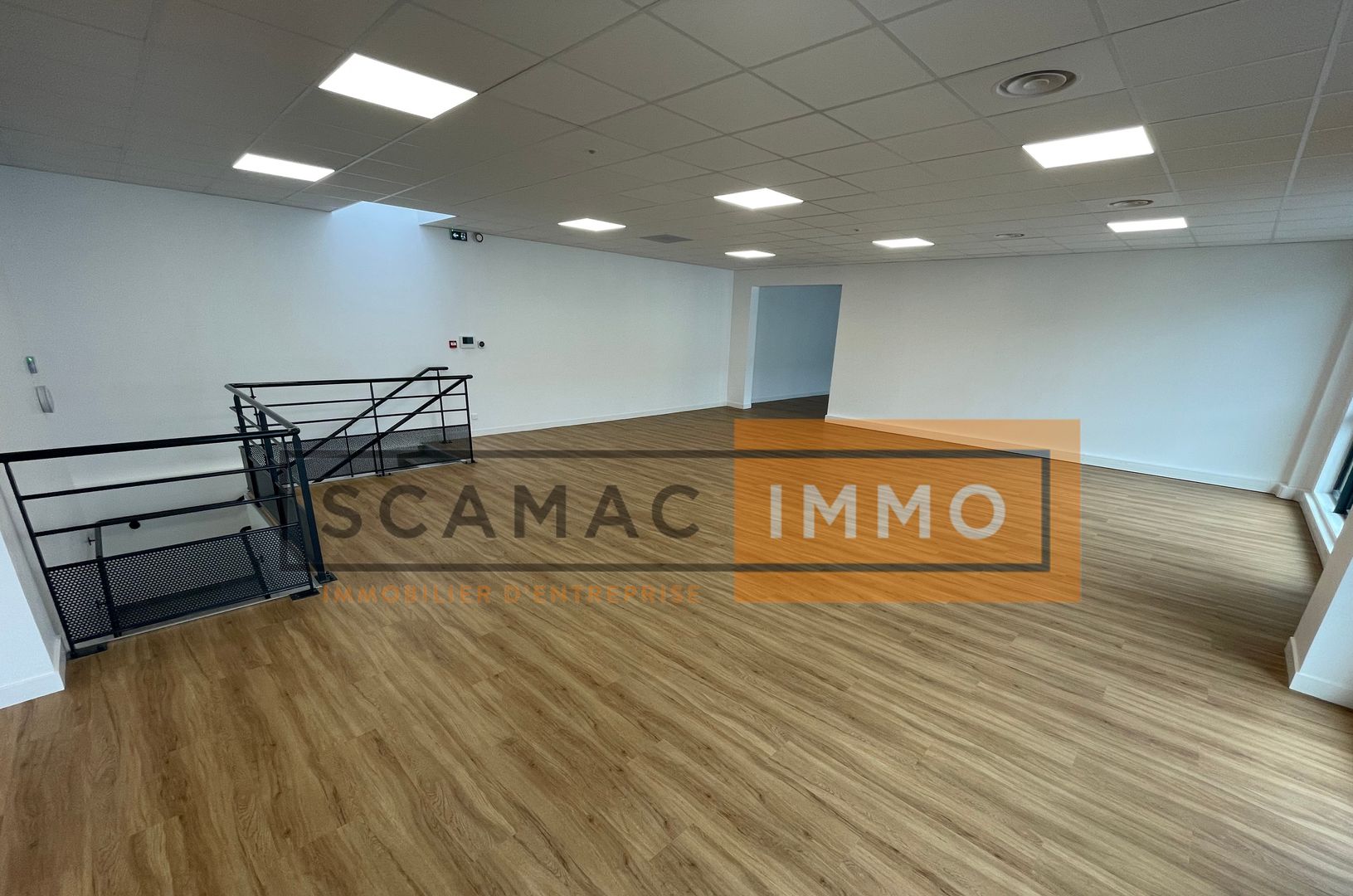 local d'activités de 662m², Ferrières-en-Brie (Seine-et-Marne)
