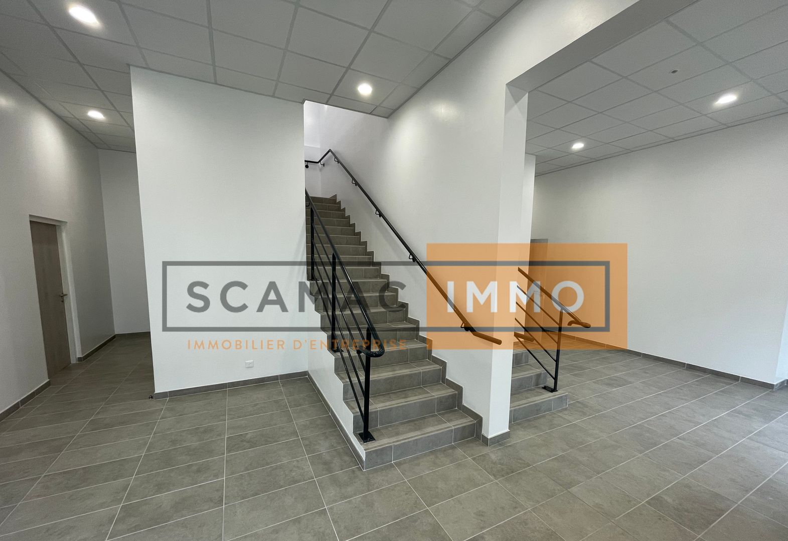 local d'activités de 662m², Ferrières-en-Brie (Seine-et-Marne)