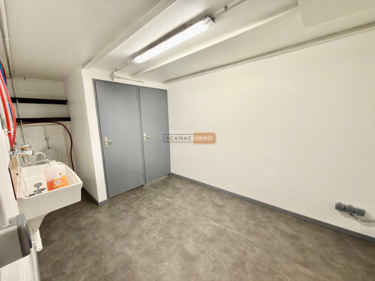 local d'activités de 320m², Le Muy (Var)