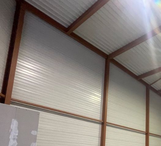 local d'activités de 302m², Étréchy (Essonne)
