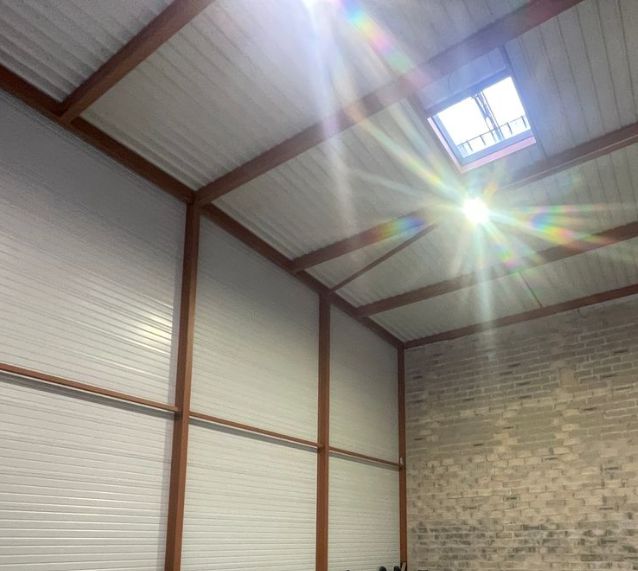 local d'activités de 302m², Étréchy (Essonne)