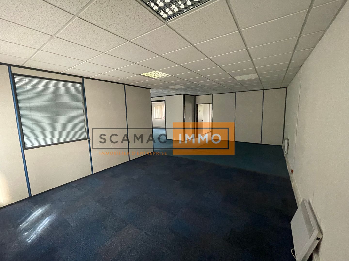 local d'activités de 330m², Saint-Ouen-l'Aumône (Val-d'Oise)