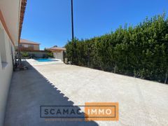 bureau de 175m², Rognac (Bouches-du-Rhône)
