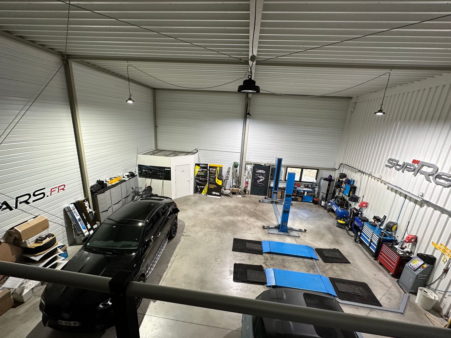 entrepôt de 270m², Fréjus (Var)