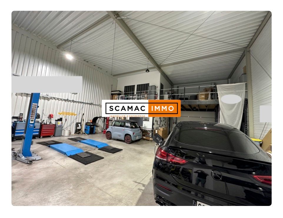 entrepôt de 270m², Fréjus (Var)