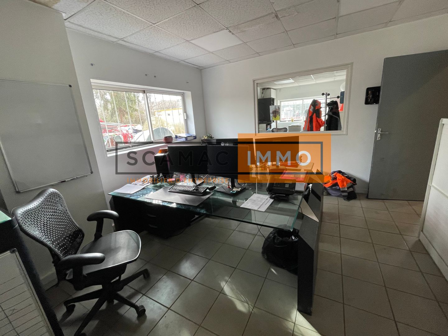 local d'activités de 680m², Seclin (Nord)