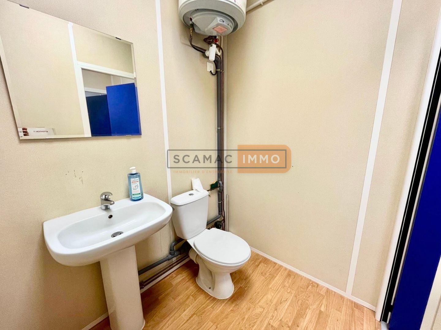 bureau de 155m², Fréjus (Var)