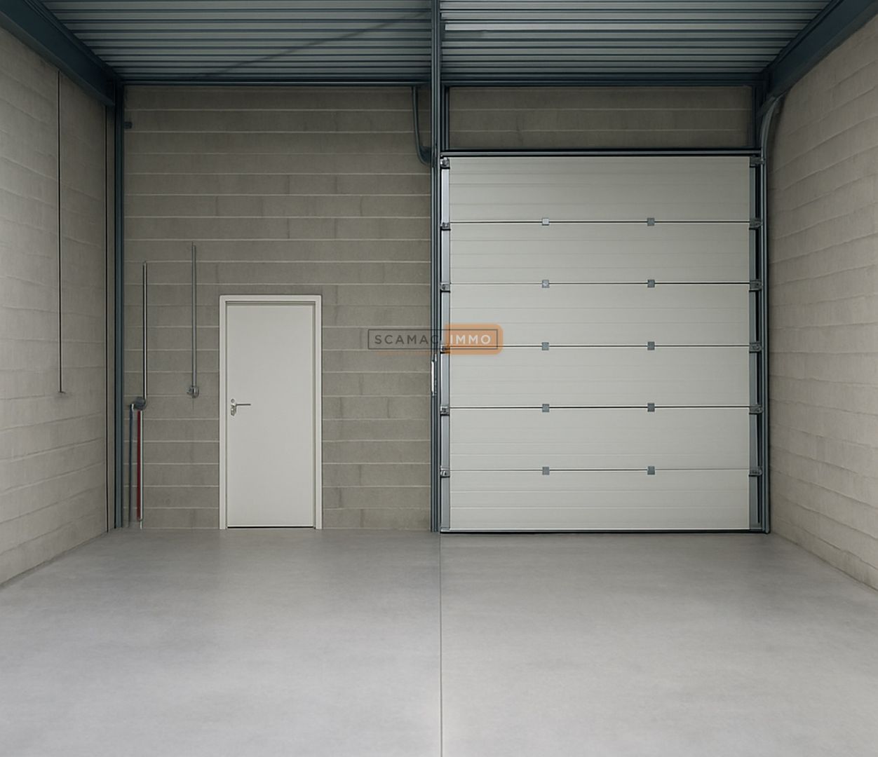 entrepôt de 110m², Fréjus (Var)