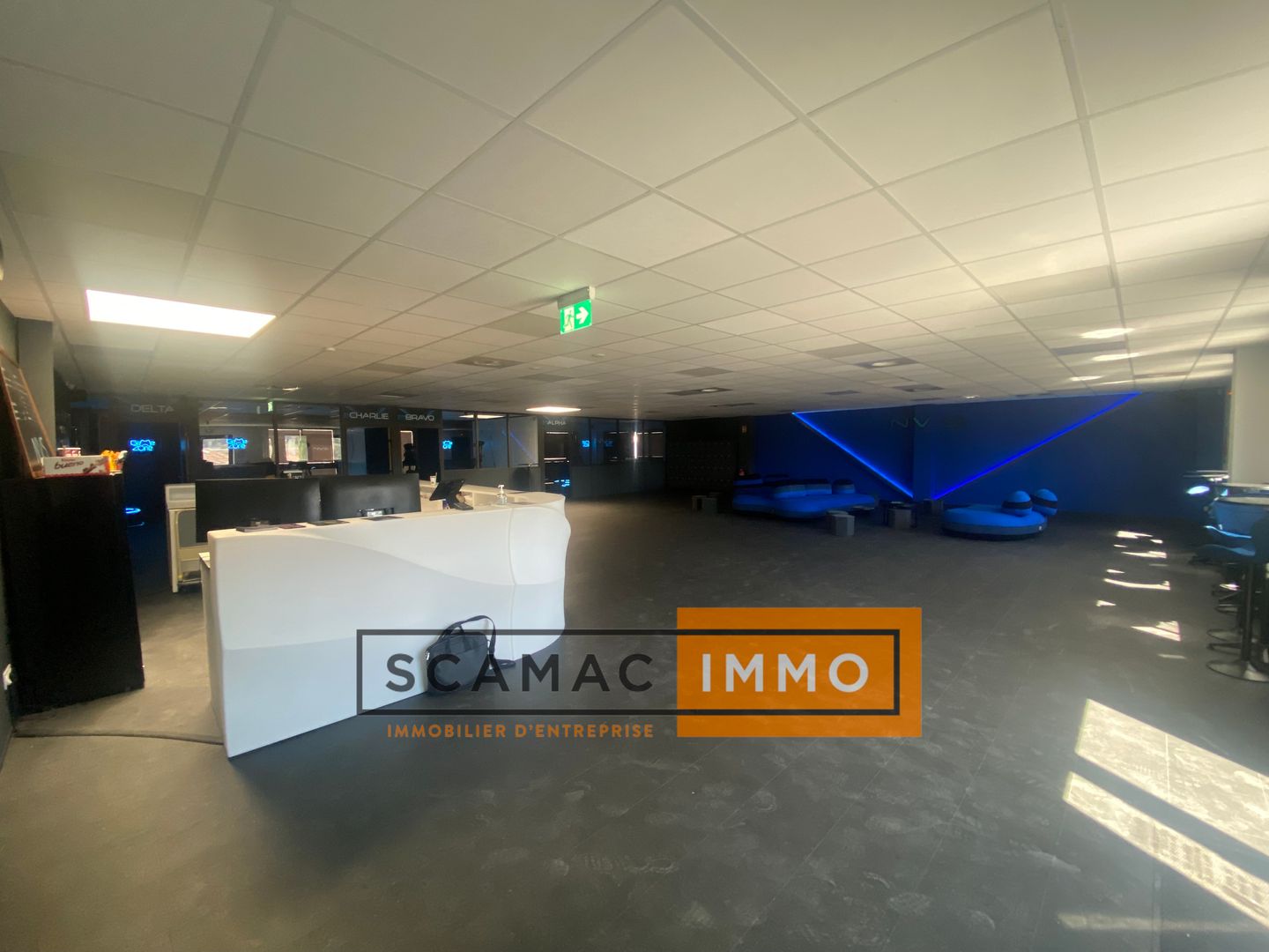 local commercial de 434m², Cabriès (Bouches-du-Rhône)