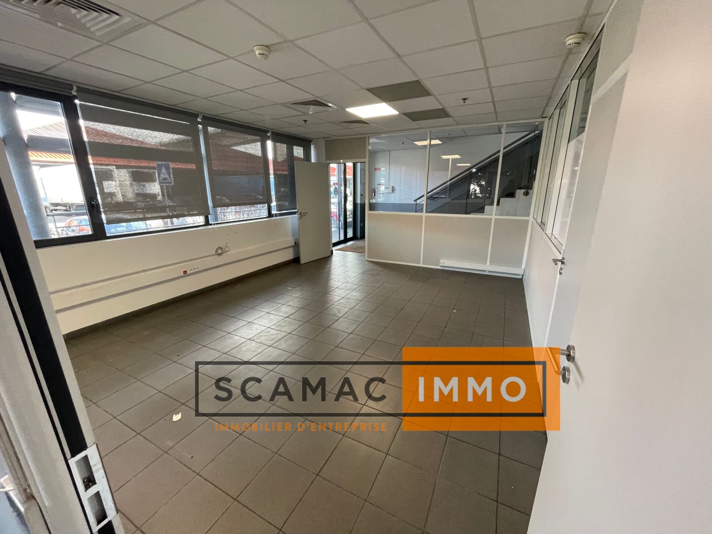 entrepôt de 500m², Marseille 2 (Bouches-du-Rhône)